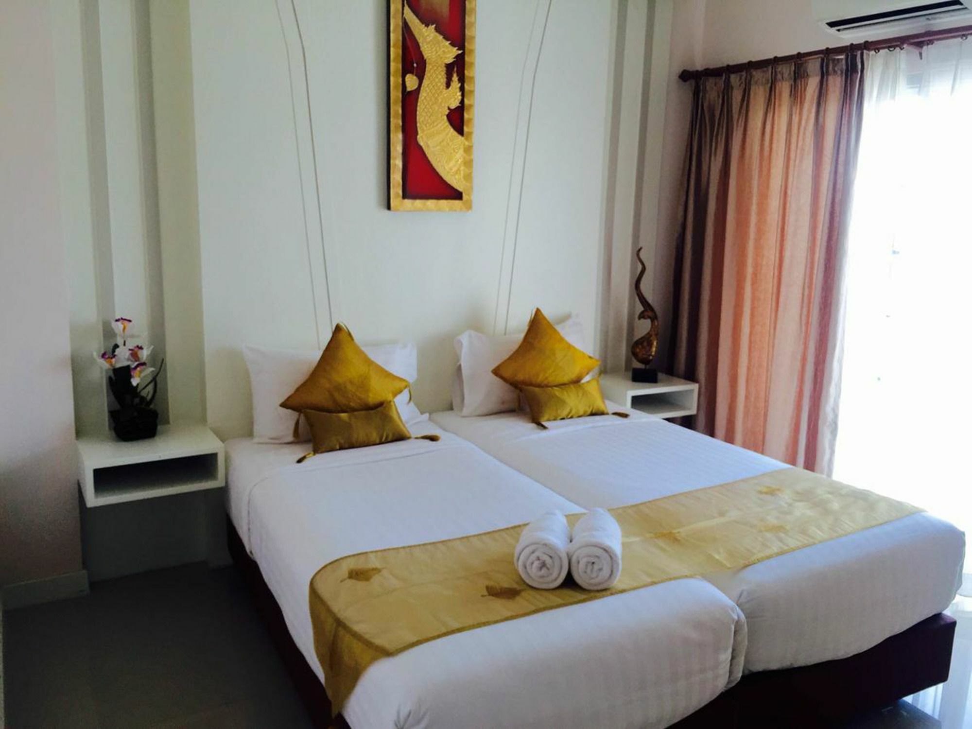 J Sweet Dream Boutique Hotel Phuket Patong Ngoại thất bức ảnh